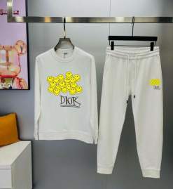 Picture of Dior Sweater Suits _SKUDiorM-5XLkdtn16138775